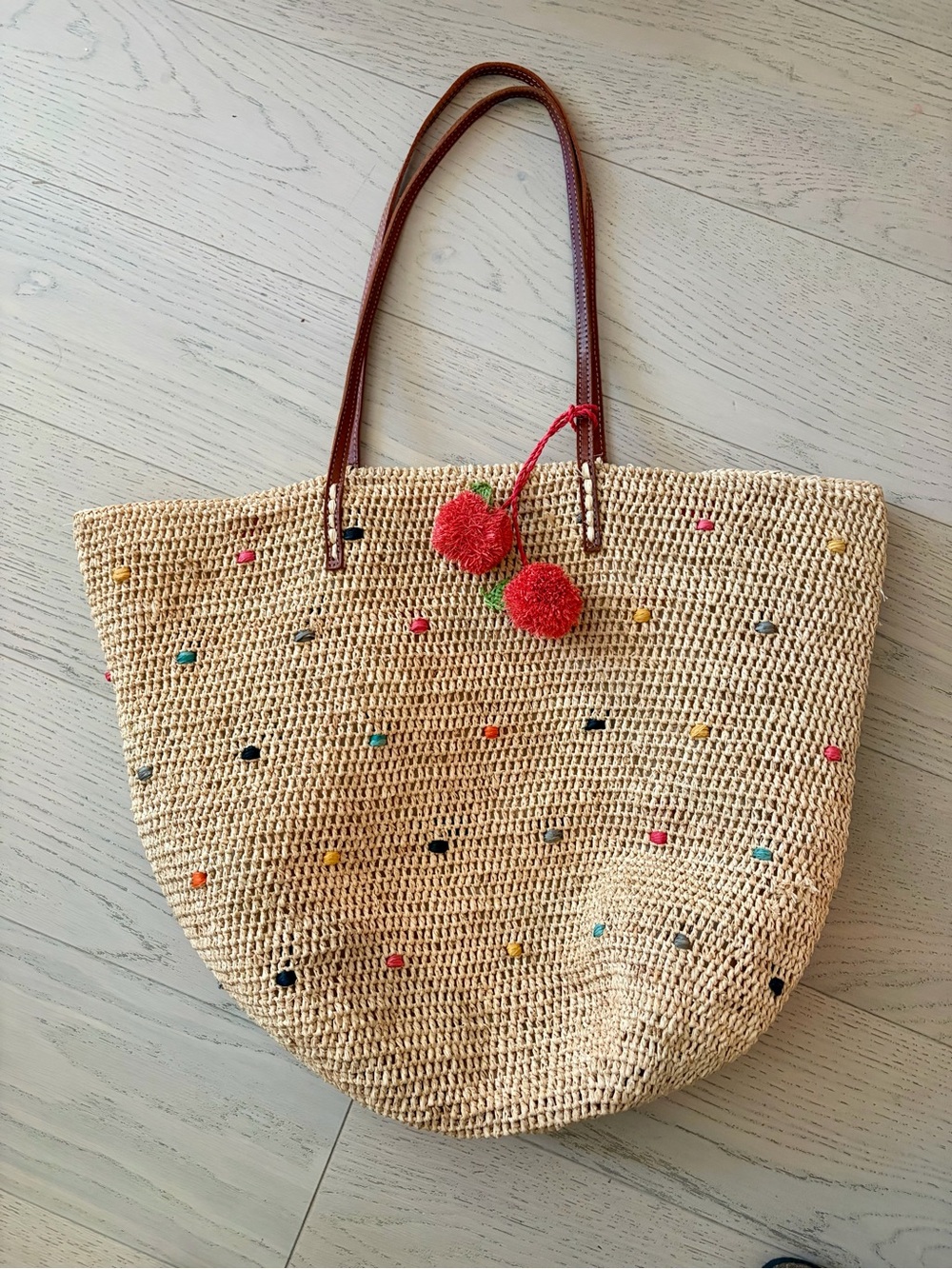 Mar y Sol - Natural Straw Tote with Red Pom-Pom and Multicolor Dots